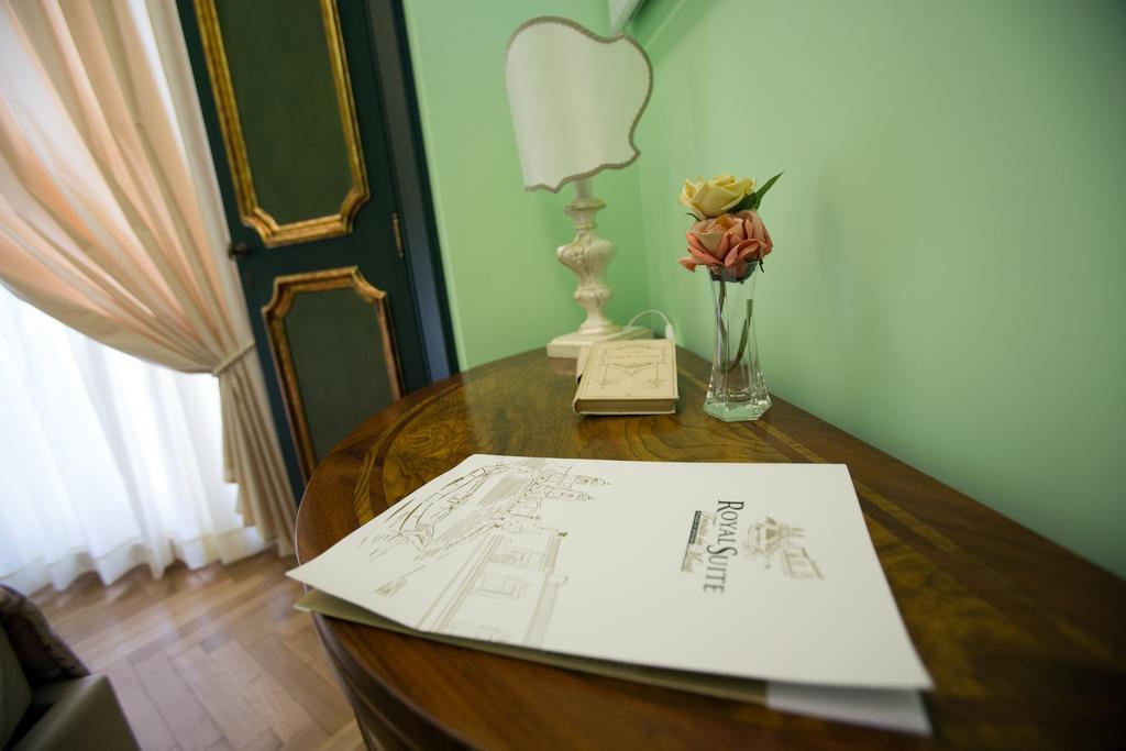 Royal Suite Trinita Dei Monti Rome Room photo